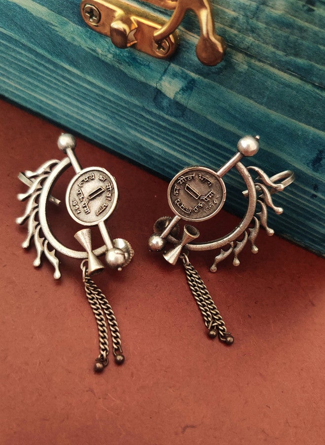 Binnis Wardrobe Silver-Toned Contemporary Ear Cuff Earrings - Image 2