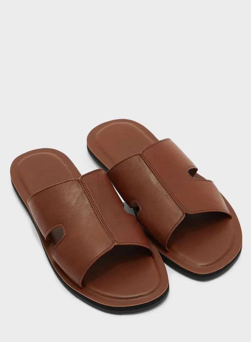 CALL IT SPRING Amil Low Top Sandals