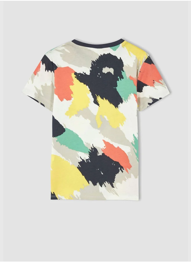 DeFacto Regular Fit Short Sleeve Colour Block T-Shirt