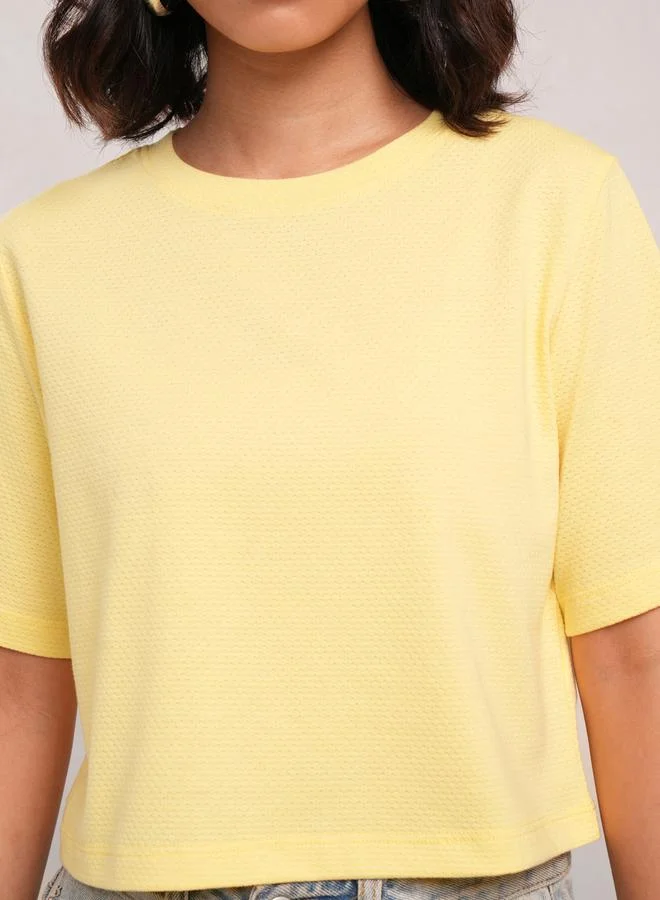 Tokyo Talkies Tokyo Talkies Solid Round Neck Crop Top