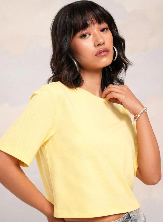 Tokyo Talkies Tokyo Talkies Solid Round Neck Crop Top