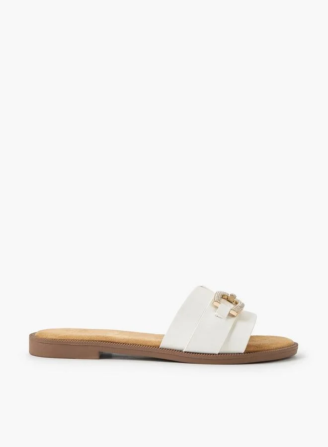 سيليست Women Stone Embellished Flat Sandals