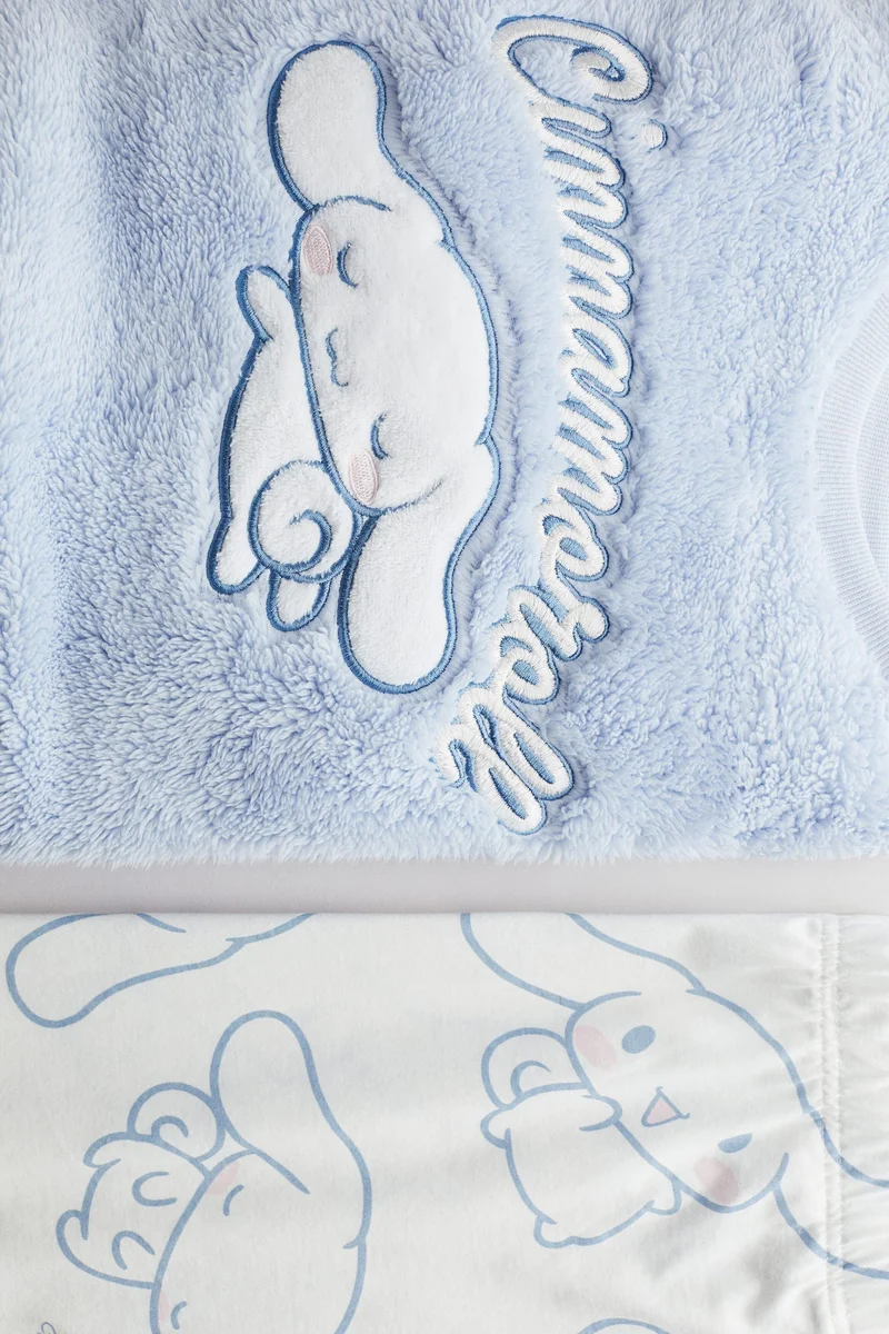 اتش اند ام بيجاما بتفاصيل زينة