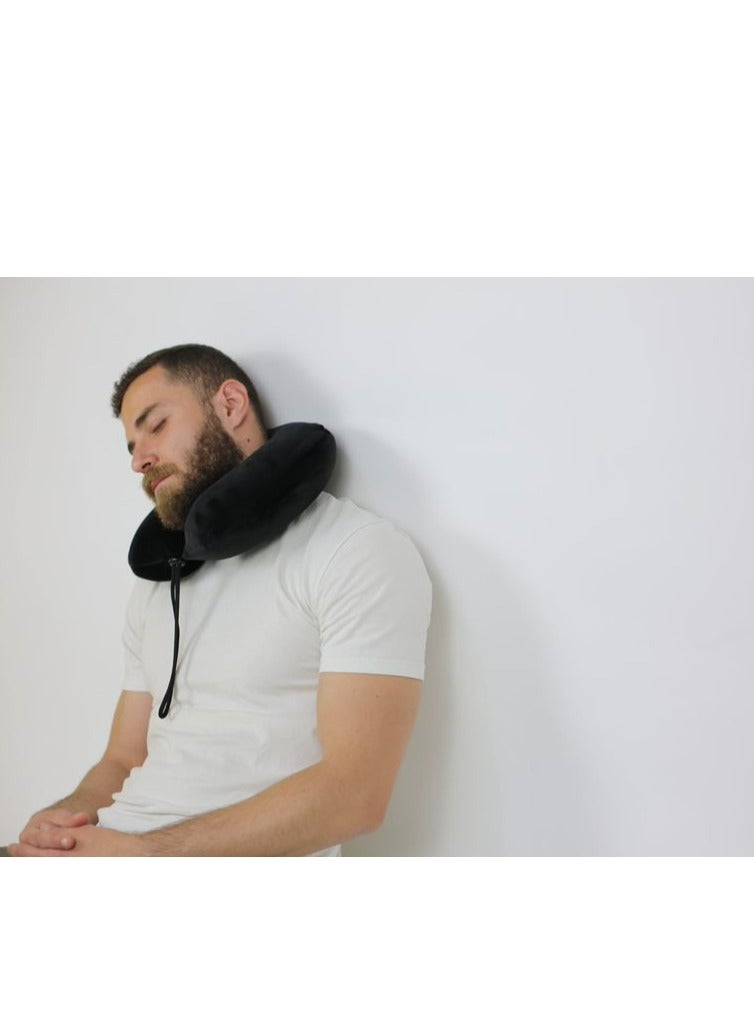 ماكس كمفورت رقبة سفر بشكل كلاسيك لدعم الراس فى الرحلات الطويله مصنوعه من الميموري فوم الامريكي مع غطاء فاخر من القطيفه , اسود - Image 3