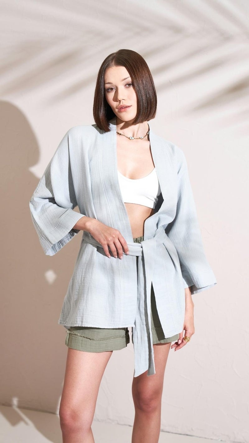 Tena Women's Gray Muslin Fabric Belted Kimono  - Image 2
