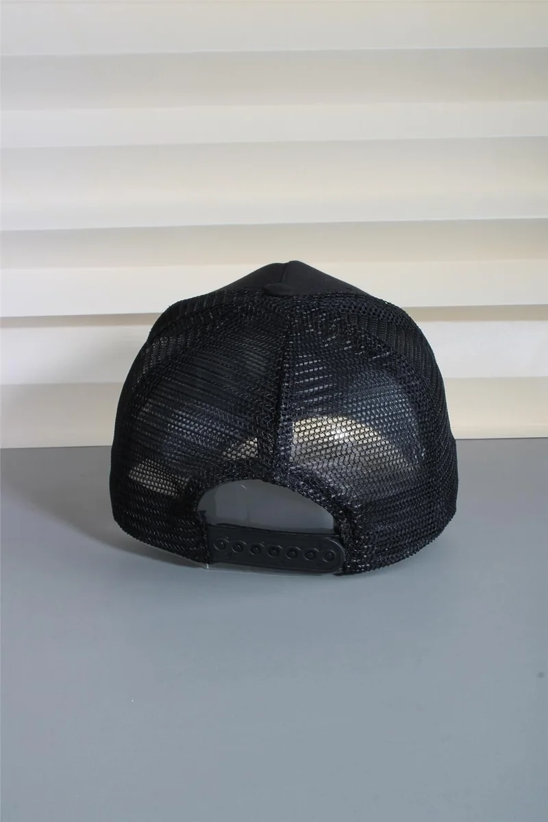 كابيلو Black Sports Animal Figure Wolf Hat Unisex Adjustable Back Hat 24SAPKAKU