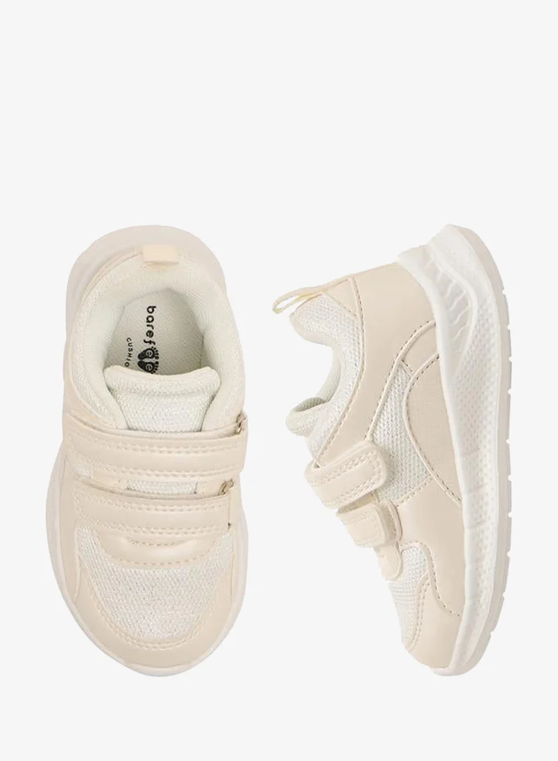 بيرفيت Boys Hook & Loop Sneakers
