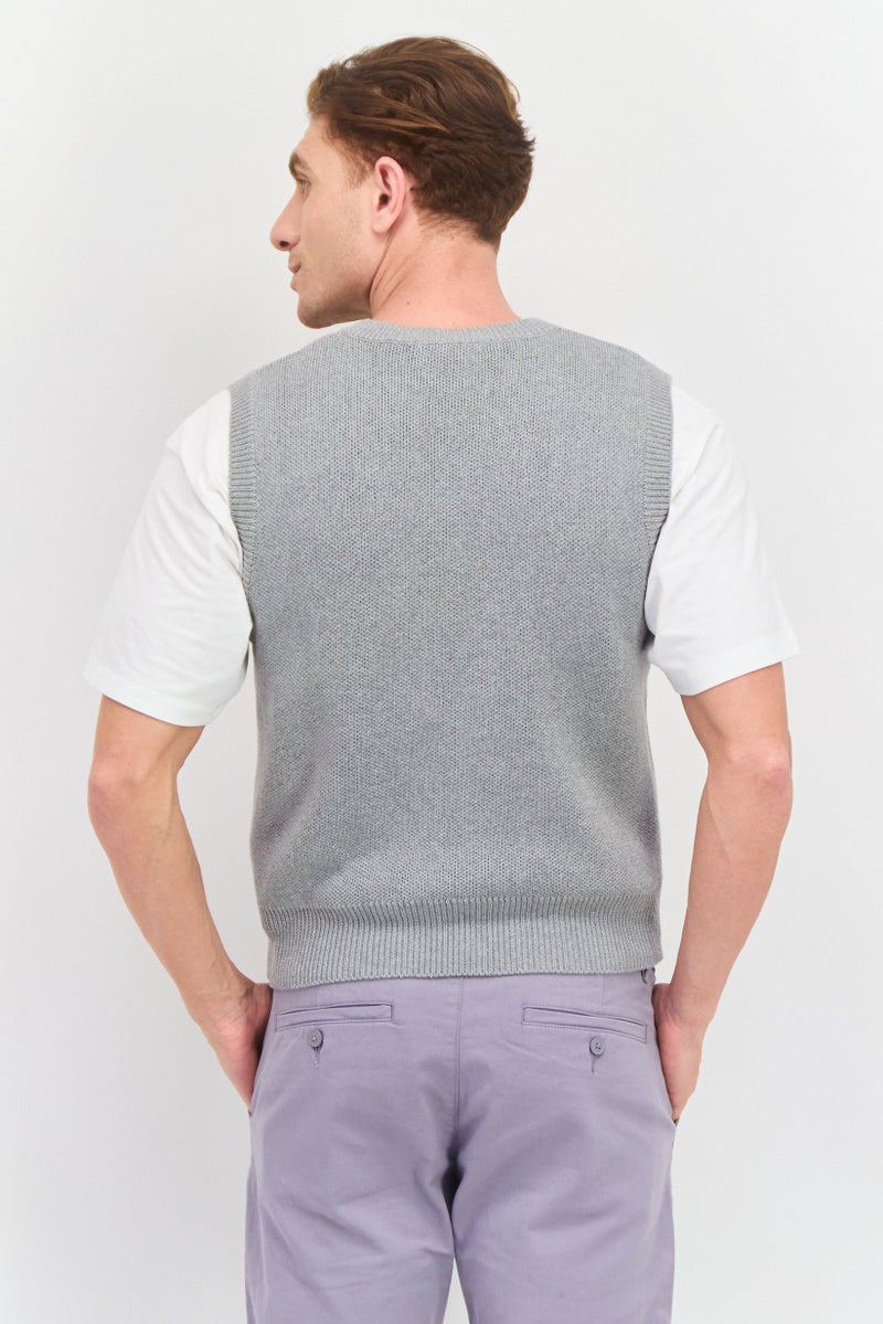 ESPRIT Men V-Neck Sleeveless Textured Sweater Vest, Grey - Image 2