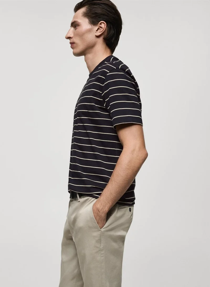 مانجو مان Striped T-Shirt