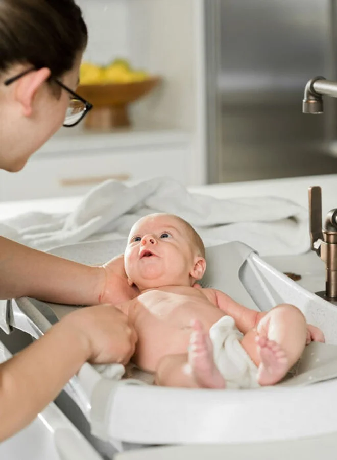 the FIRST years First Suds Infant To Toddler Tub
