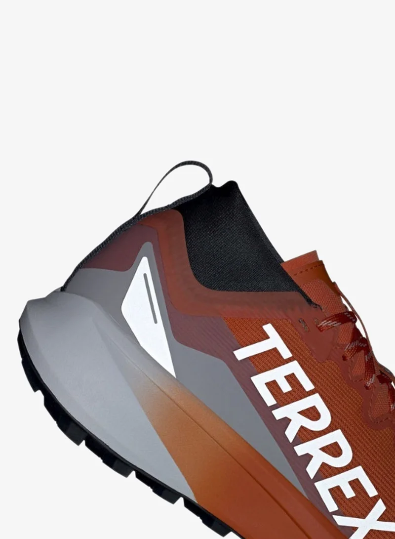 اديداس أحذية تريكس أغرافيك جي تي إكس إم برتقالي للجري في المسارات للرجال