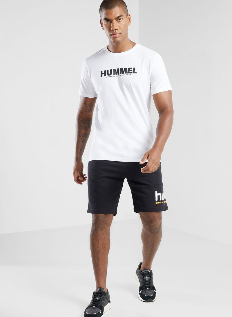 Hummel Legacy Manfred Shorts  - Image 2