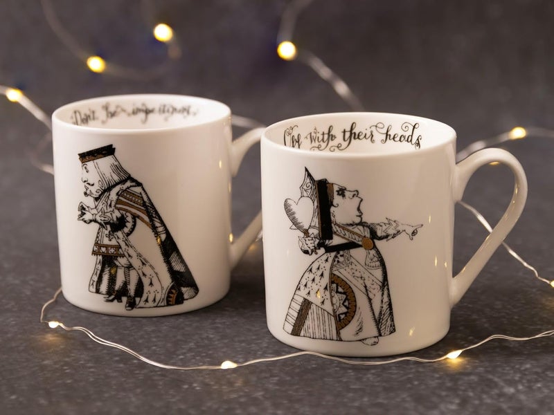 VA Alice in Wonderland Mug Set in Gift Box King and Queen of Hearts Fine China 350 ml Set of 2 - Image 3