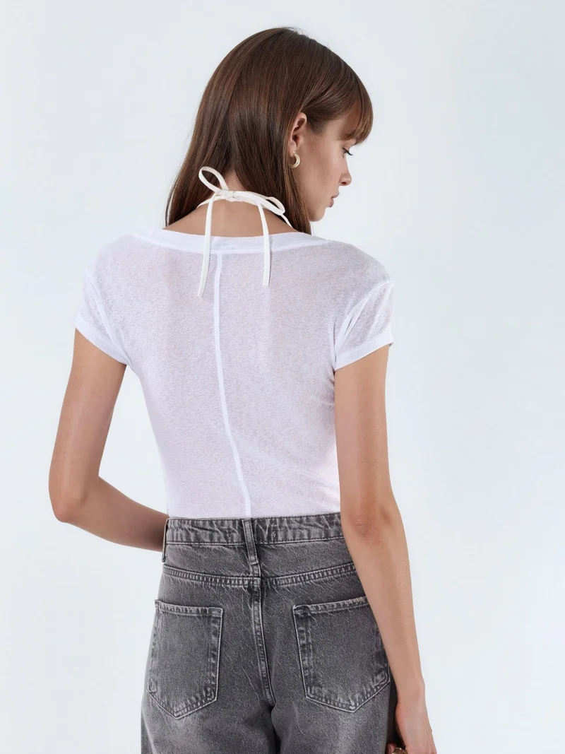 بوسيم BUSEM Plain U Collar T-Shirt