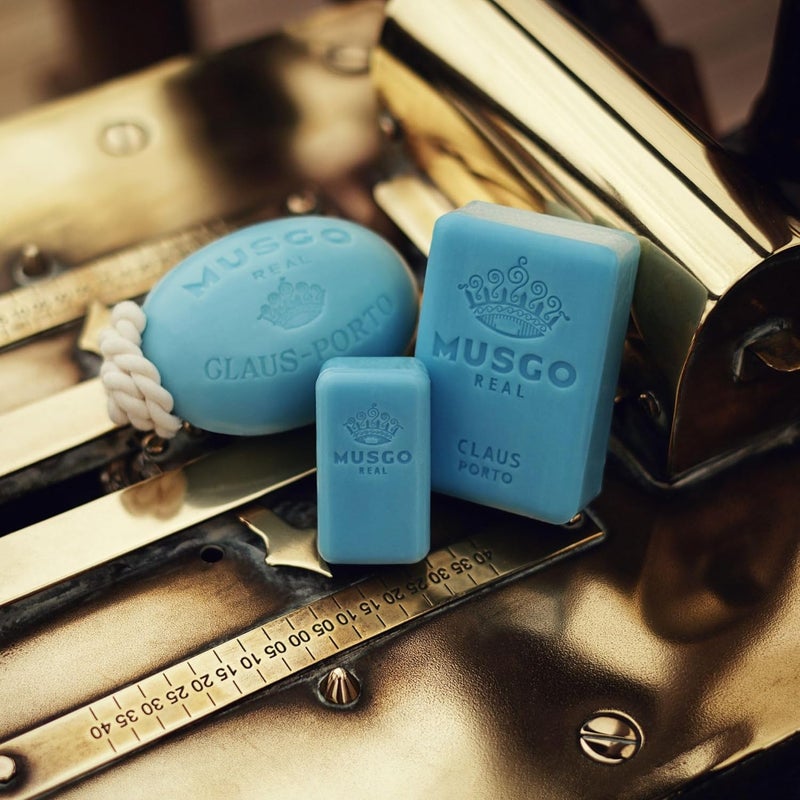 Claus Porto Musgo Real Alto Mar Soap on a Rope Watery Scent with Mint Atlantic Bladderwrack Extract Rich Smooth Creamy Body Soap for Men Women Handcrafted Long Lasting 190g 67oz - Image 2