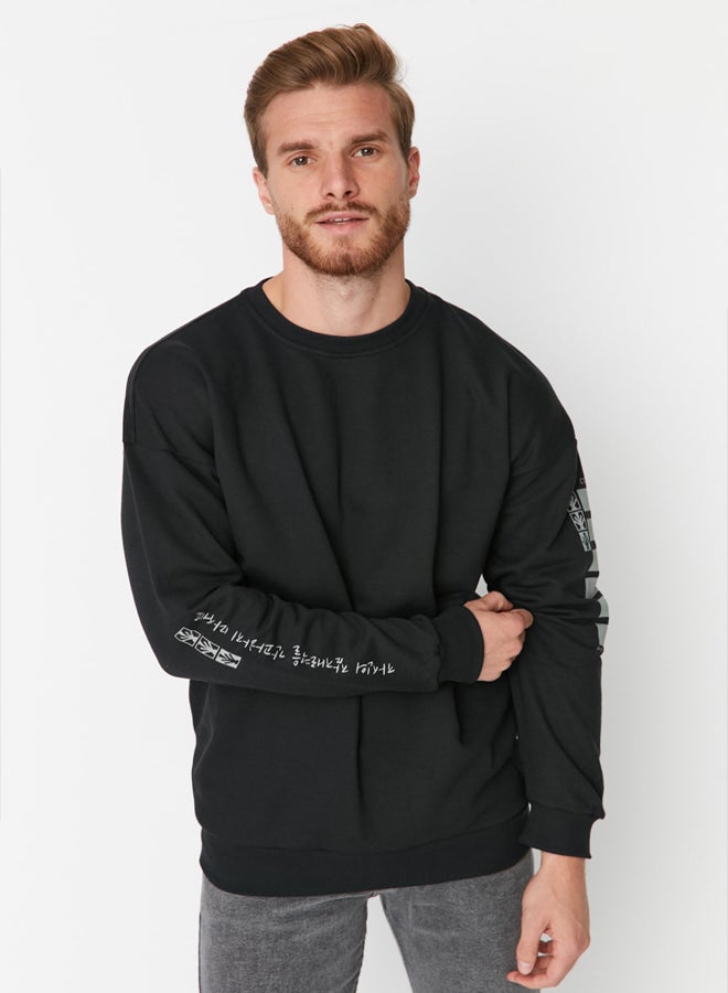 trendyol Black Oversize/Wide Cut Text Back Printed Sweatshirt - Image 2