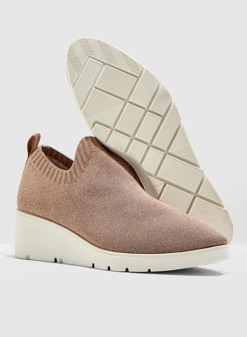 STEVE MADDEN Bell Slip On - Multicolor