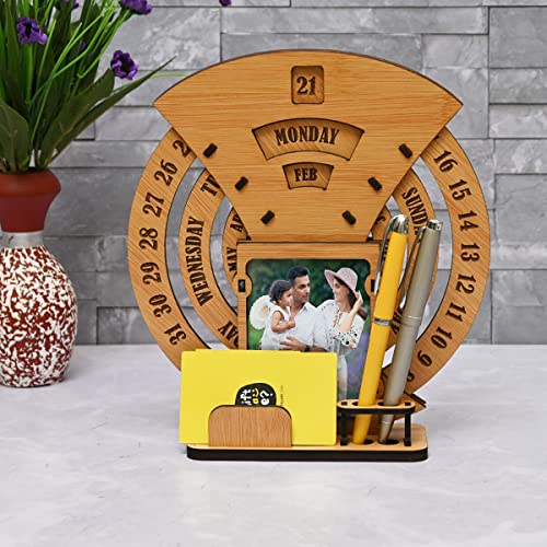 Gift Kya De 2026 Lifetime Desk Calendar with Desk Organizer & Photo Frame | Reusable Wooden Perpetual Calendar for Office & Home Decor | Eco-Friendly Tabletop Calendar | New Year Gift (Bamboo) - Image 1