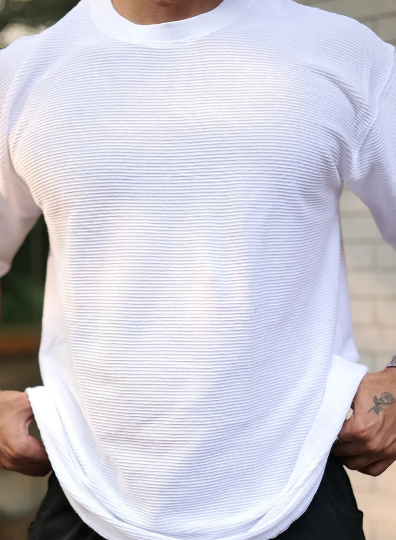 مانياك تيشيرت رجالي مانياك بياقة دائرية وأكمام ثلاثة أرباع من قماش الكوردروي الأبيض