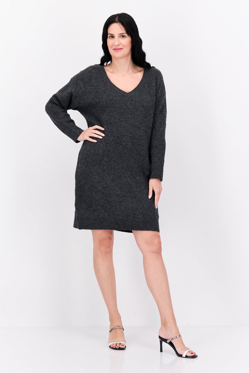 Black Tape فستان ميني كاجوال مزخرف للنساء بمقاسات كبيرة، رمادي غامق - Image 4