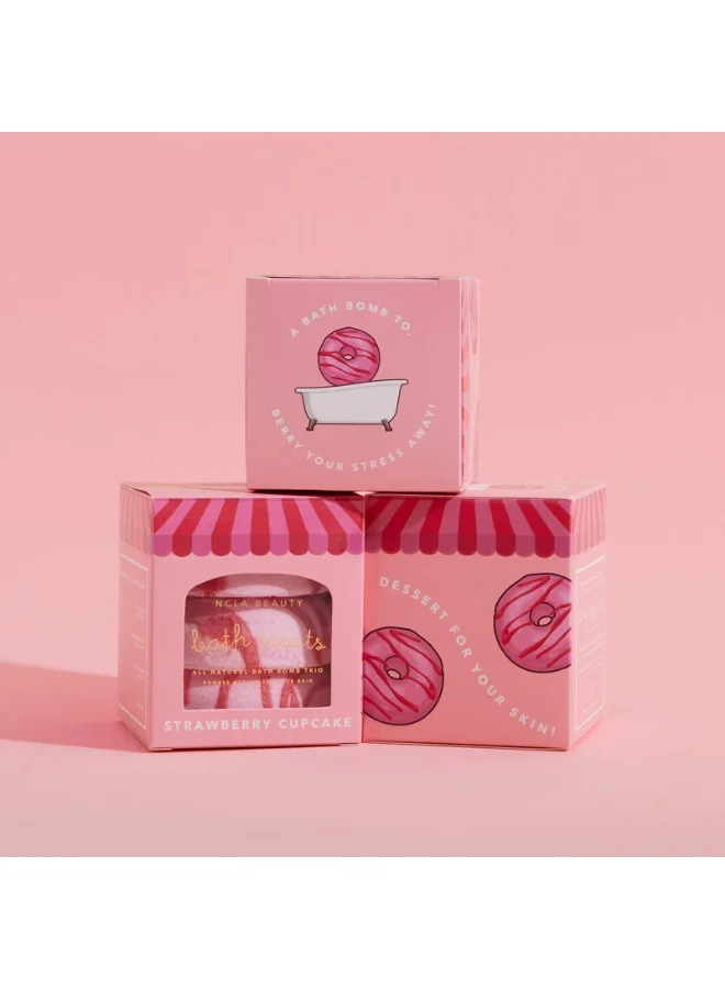 NCLA Strawberry Cupcake Bath Treats (3 Pc Bath Bomb Set) 3 X 65G