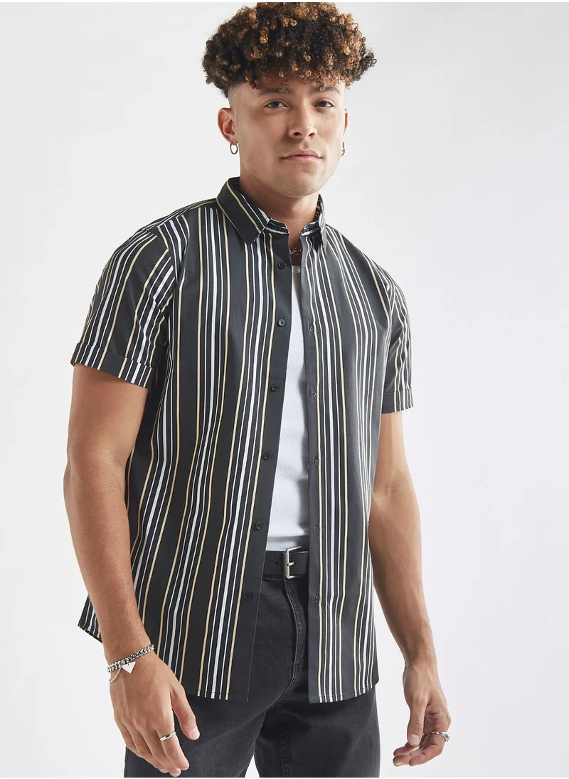 فاف Striped  Regular
  Fit Shirts