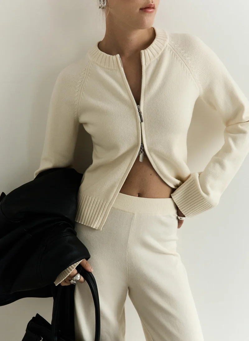 Lichi Knitted cardigan with ribbed details and metal zip