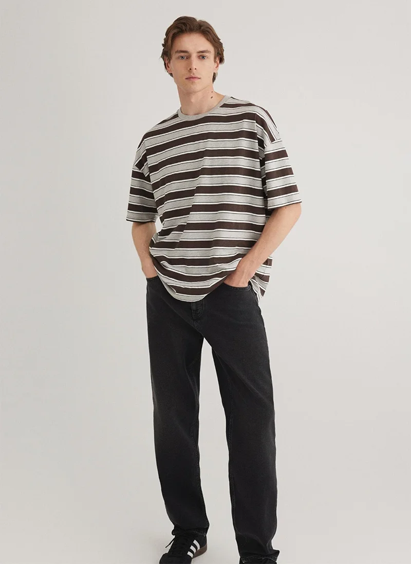 مافي تيشيرت رمادي مخطط