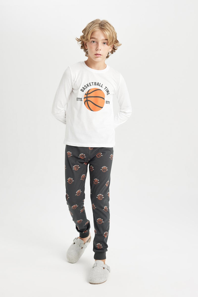 ديفاكتو طقم بيجاما اولادي بنطلون وتيشيرت ابيض قصة عادية - قطعتين - Image 2