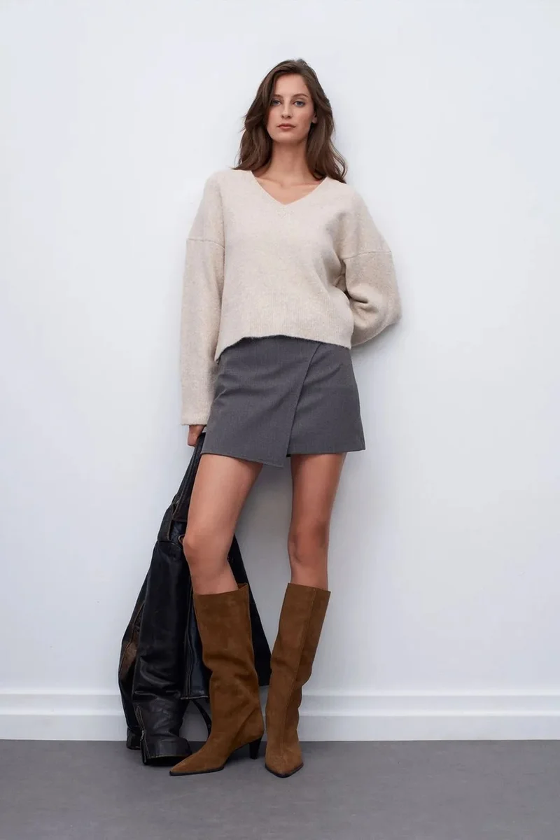 Dilvin Oatmeal Natural DILVIN Women's V-neck Ribbed Knit Sweater for Women | Best Price UAE