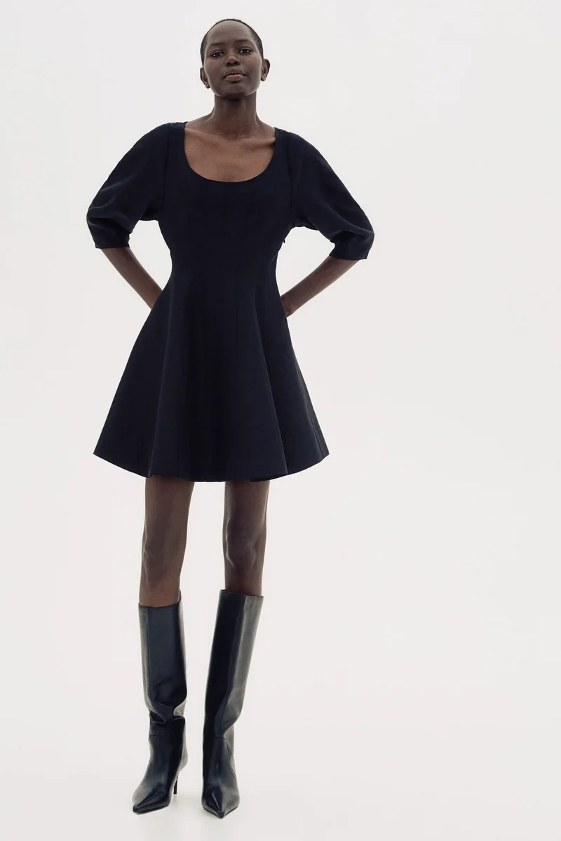 اتش اند ام فستان بقبة دائرية عميقة