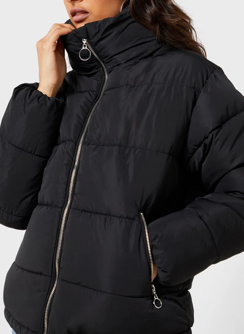 FOREVER 21 Zip Through Puffer Jacket