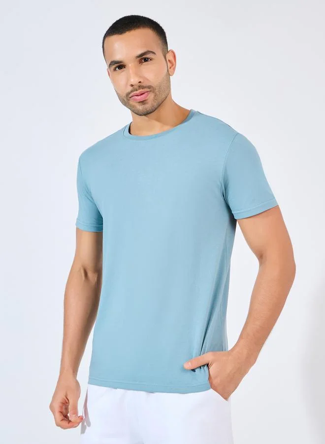 Styli Solid Regular Fit Cotton Rich T-Shirt
