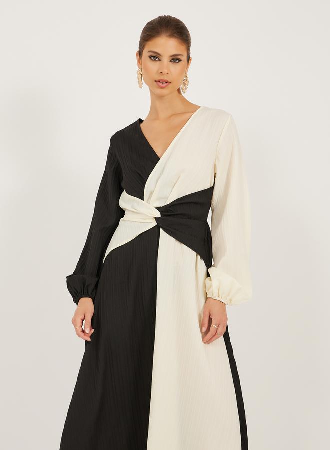 Styli Monochrome Knot Midi Dress  - Image 3