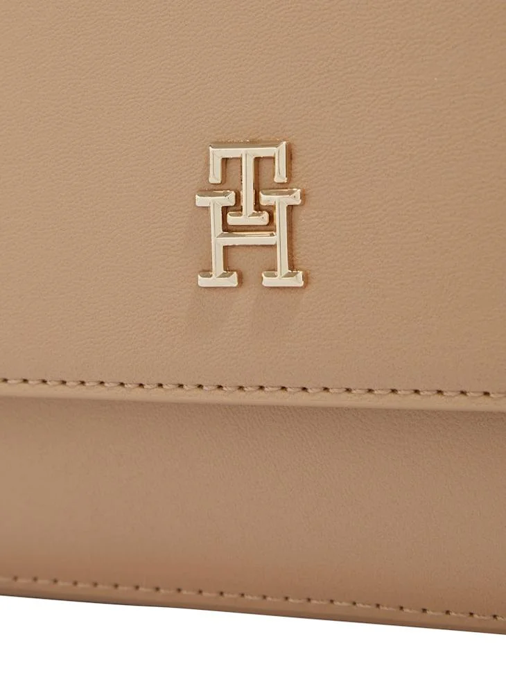 TOMMY HILFIGER CONVERTIBLE CROSSBODY BAG