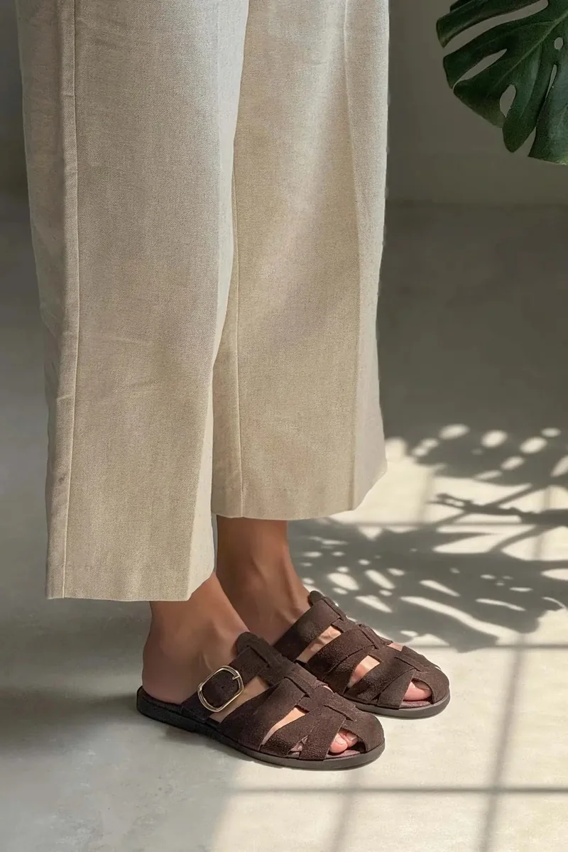 Nisantasi Shoes Honey Genuine Suede Buckle Detail Flat Mules