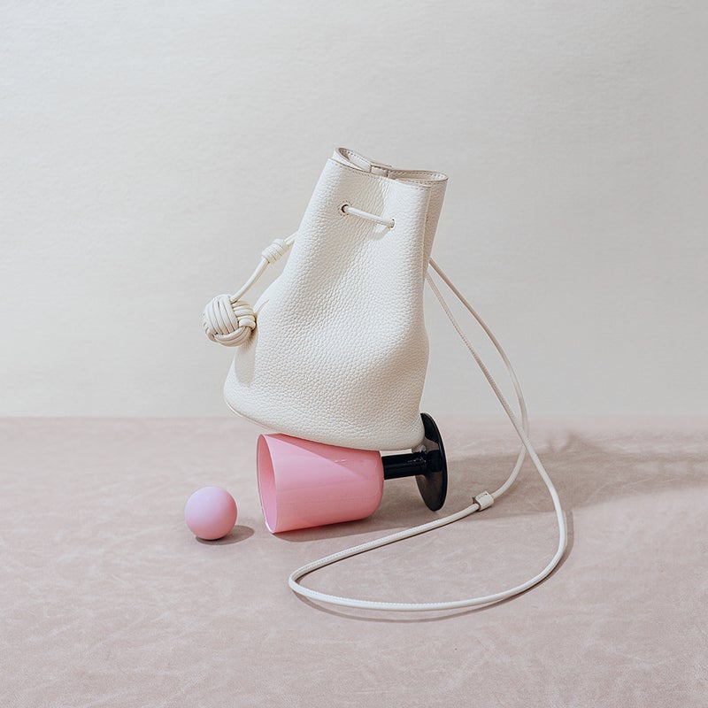 Genuine Leather Bucket Bag – Korean Style Drawstring Crossbody for Women - Image 4