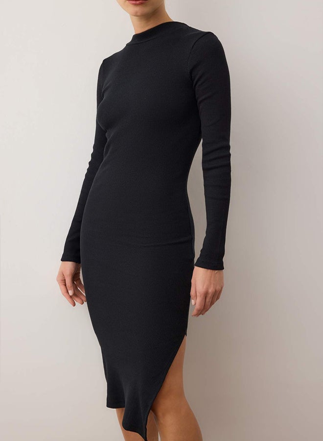 trendyol Black Bodycon Slit Crew Neck Midi Elastic Ribbed Knit Pencil Dress - Image 3