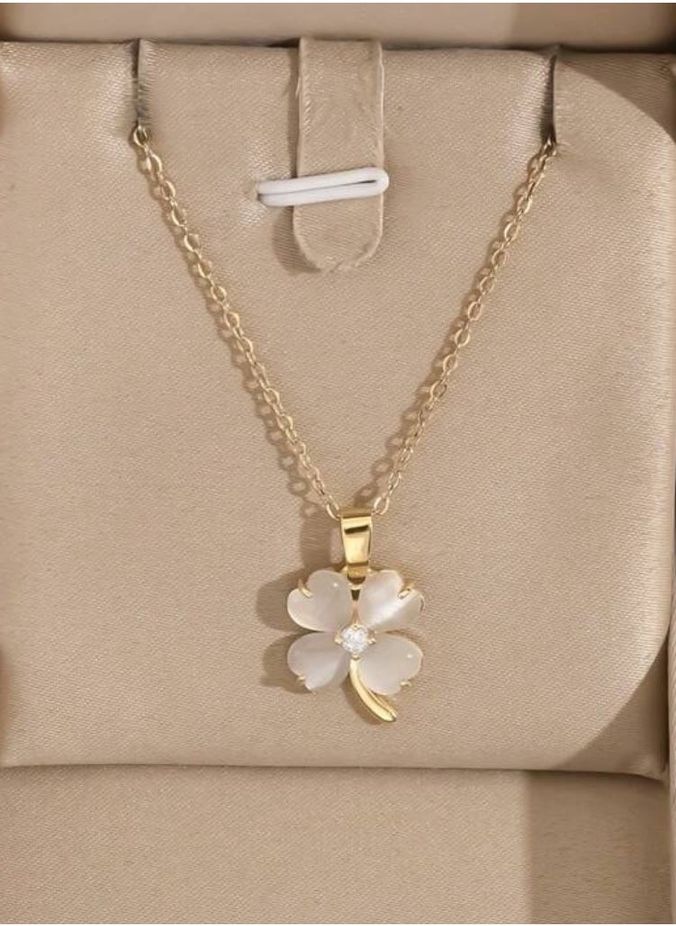 JewelryPalace Elegant Women’s Necklace Made Of Stainless Steel Coated With Gold In A Modern And Chic Design  - Image 1