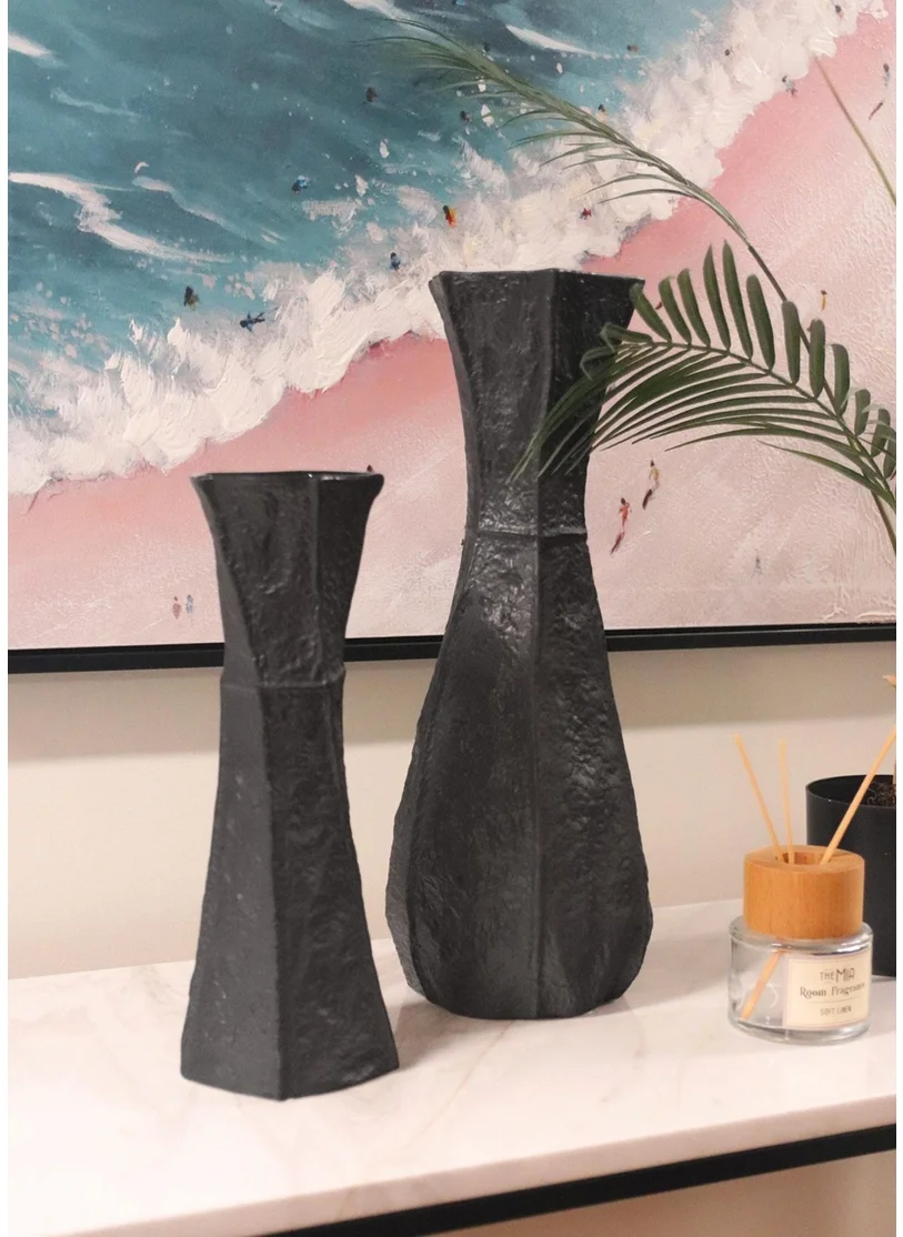 The Mia Licia Ceramic Vase BLACK17X15X45 cm