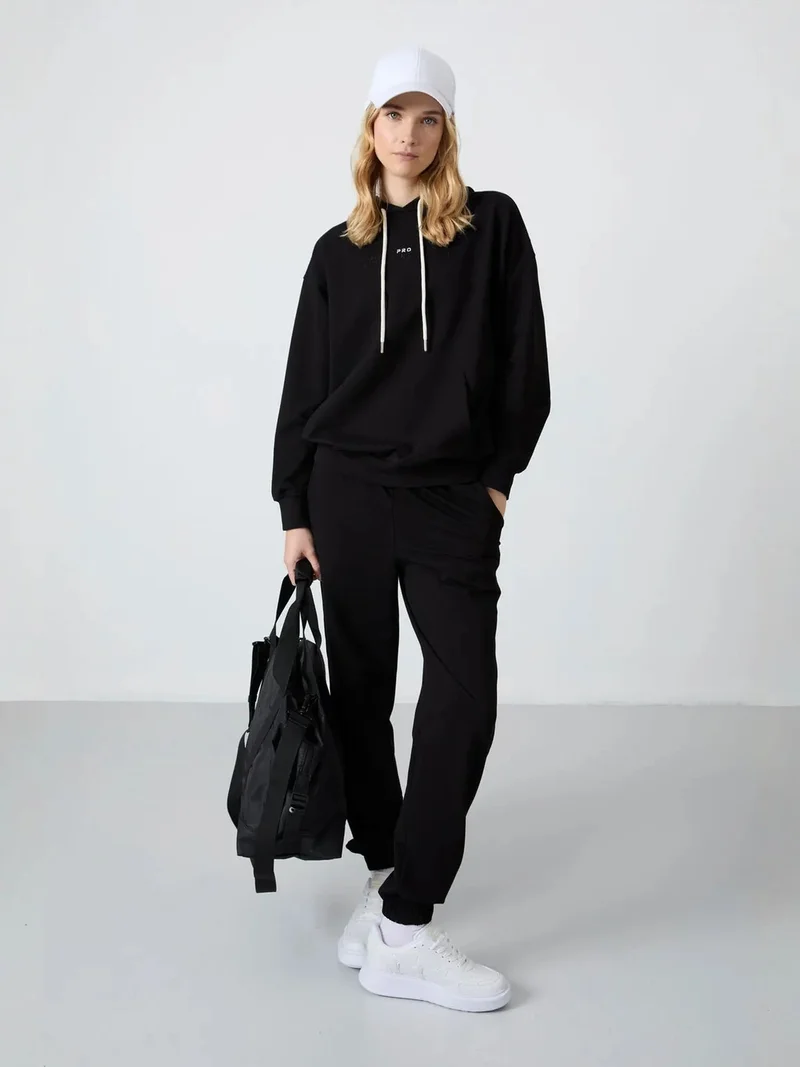 تومي لايف TOMMY Oversized Hooded Sweatshirt And Pants Set