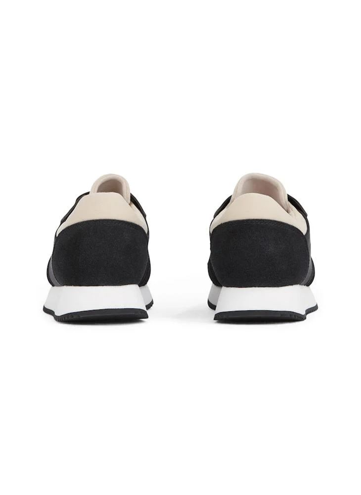 كالفن كلاين جينز Lace Up Low Top Sneakers