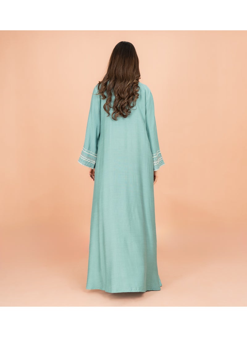 اكسا جلابية سادة بكريستال تفاصيل واسعة عربيسك أخضر - Image 4