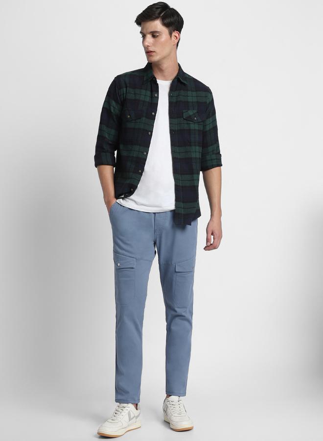 Dennis Lingo بنطال كارجو رجالي بقصّة Slim Fit باللون الأزرق الفولاذي  - Image 1