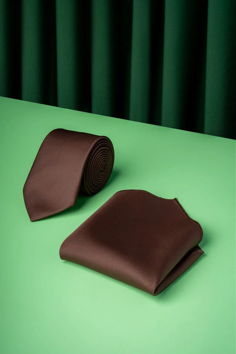 Hatemoğlu Brown Water and Stain Resistant 7 cm Tie and Handkerchief Set