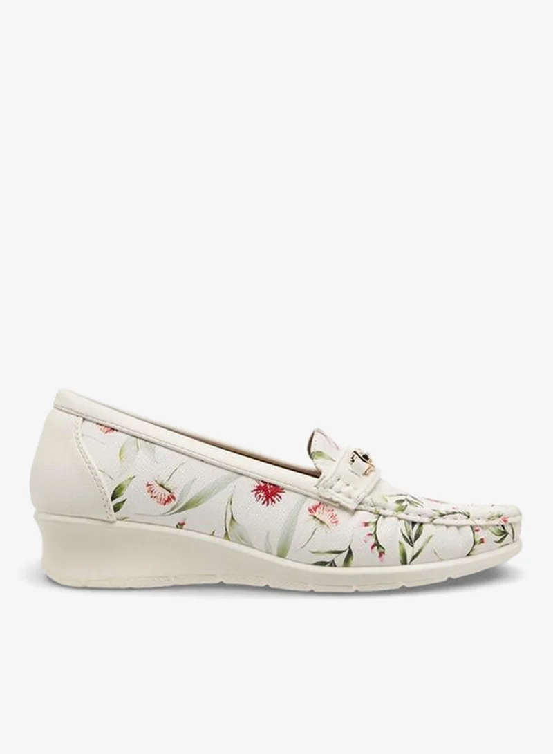 Flora Bella By Shoexpress Flora Bella Women Floral Print Wedge Heel Loafers