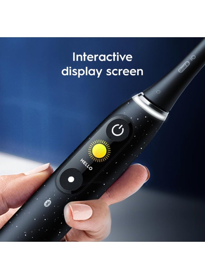 أورال بي فرشاة أسنان أورال-بي iO Series 10 AI قابلة لإعادة الشحن، 7 أوضاع ذكية، تقنية iO، ذكاء اصطناعي مع تتبع ثلاثي الأبعاد للأسنان، شاشة تفاعلية، 3 ساعات من الاستخدام، شاحن مغناطيسي سريع - أسود العقيق - Image 3