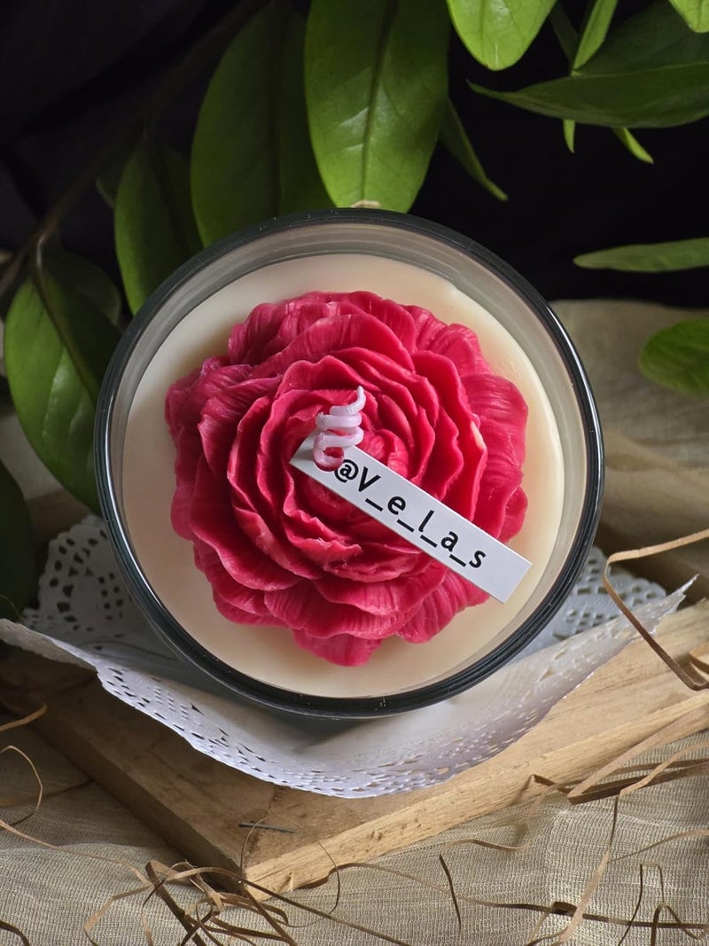 Velas شمعة معطرة من شمع الصويا بزهر الفاوانيا المصنوع يدويًا في زجاجة برائحة الورد الأبيض - ديكور منزلي جمالي - عبوة من 1 - Image 2