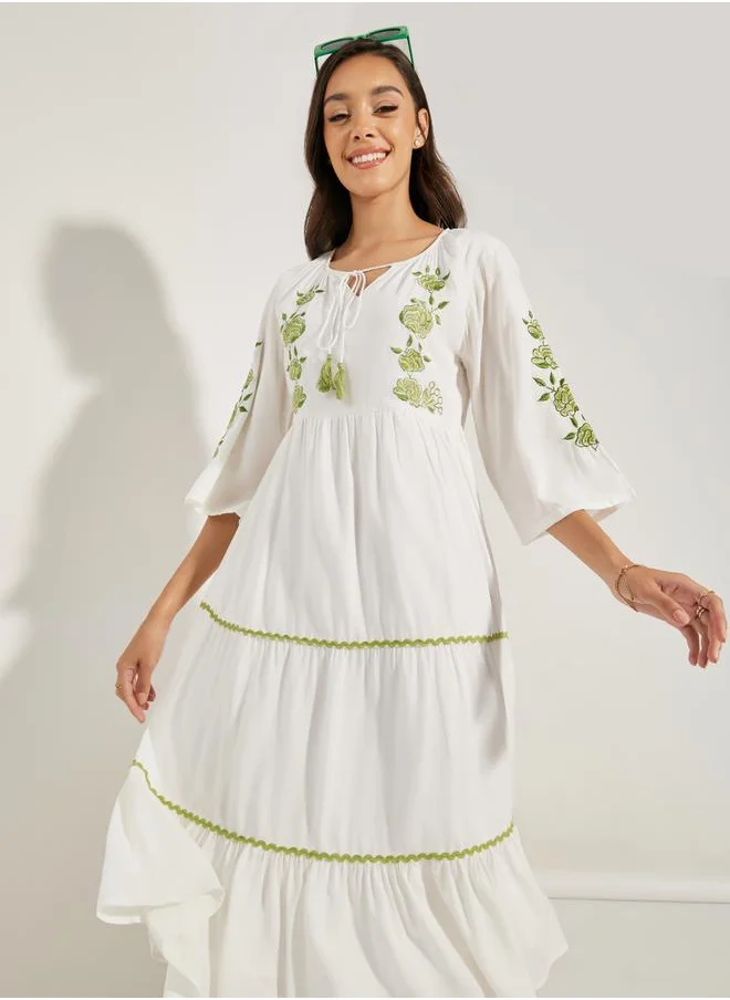 ستايلي Embroidered Panel Tie Tassel Midi Dress