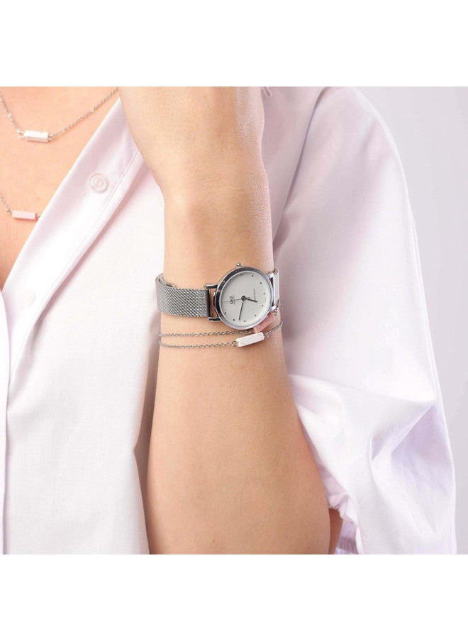 Q&Q - Stainless Steel Analog Wrist Watch QA21J211Y - Image 1